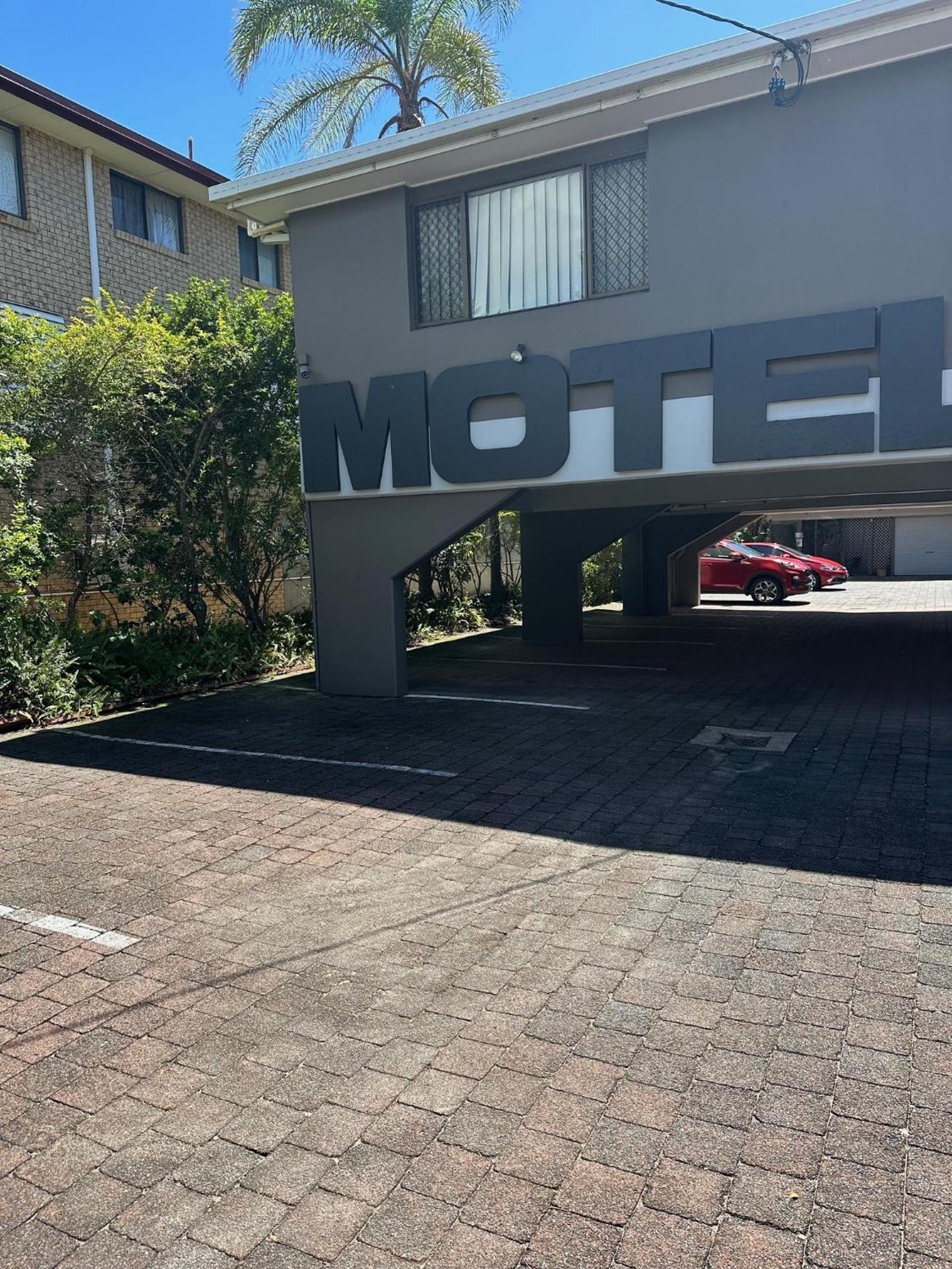 Gold Coast Airport Motel - Only 300 Meters To Airport Terminal מראה חיצוני תמונה